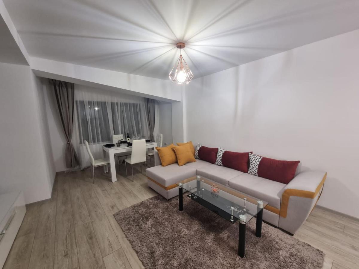 Dreams Escape 2 Appartement Craiova Buitenkant foto