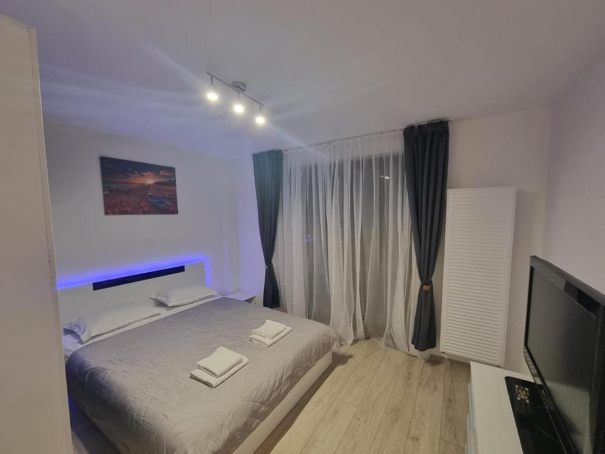 Dreams Escape 2 Appartement Craiova Buitenkant foto