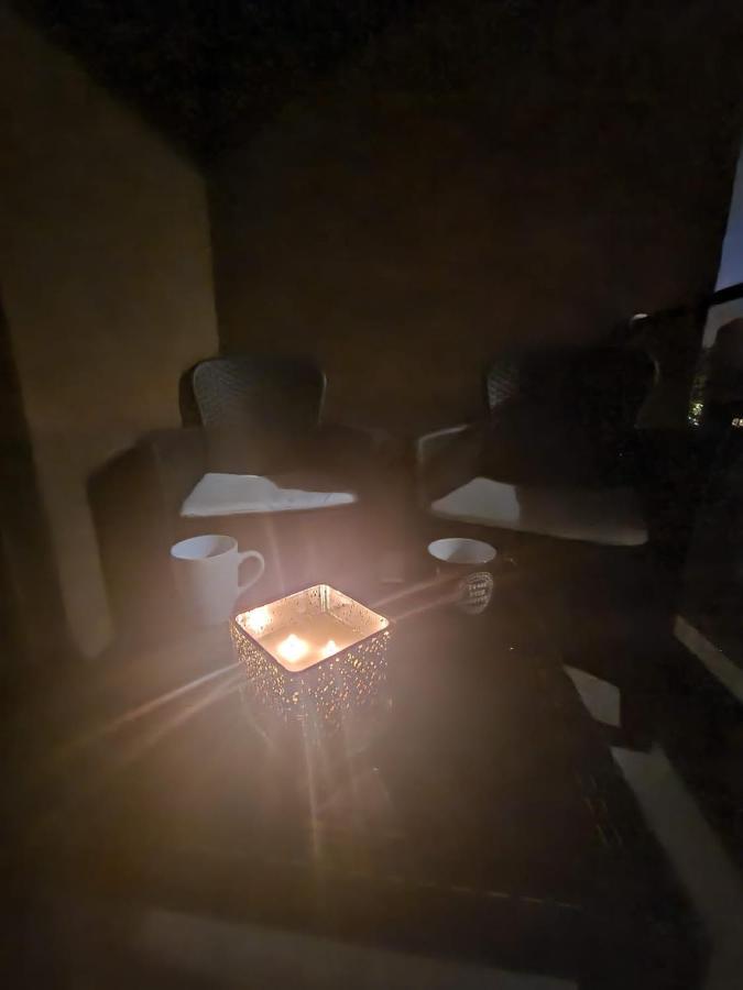 Dreams Escape 2 Appartement Craiova Buitenkant foto